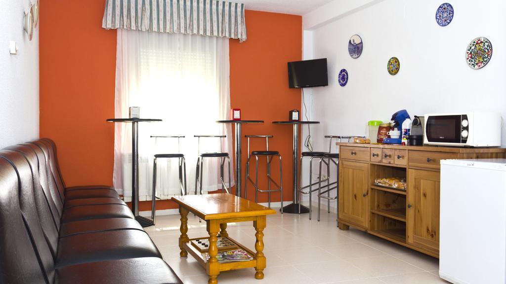 Hospedium Hostal Restaurante El Mirador De Атьенса Экстерьер фото